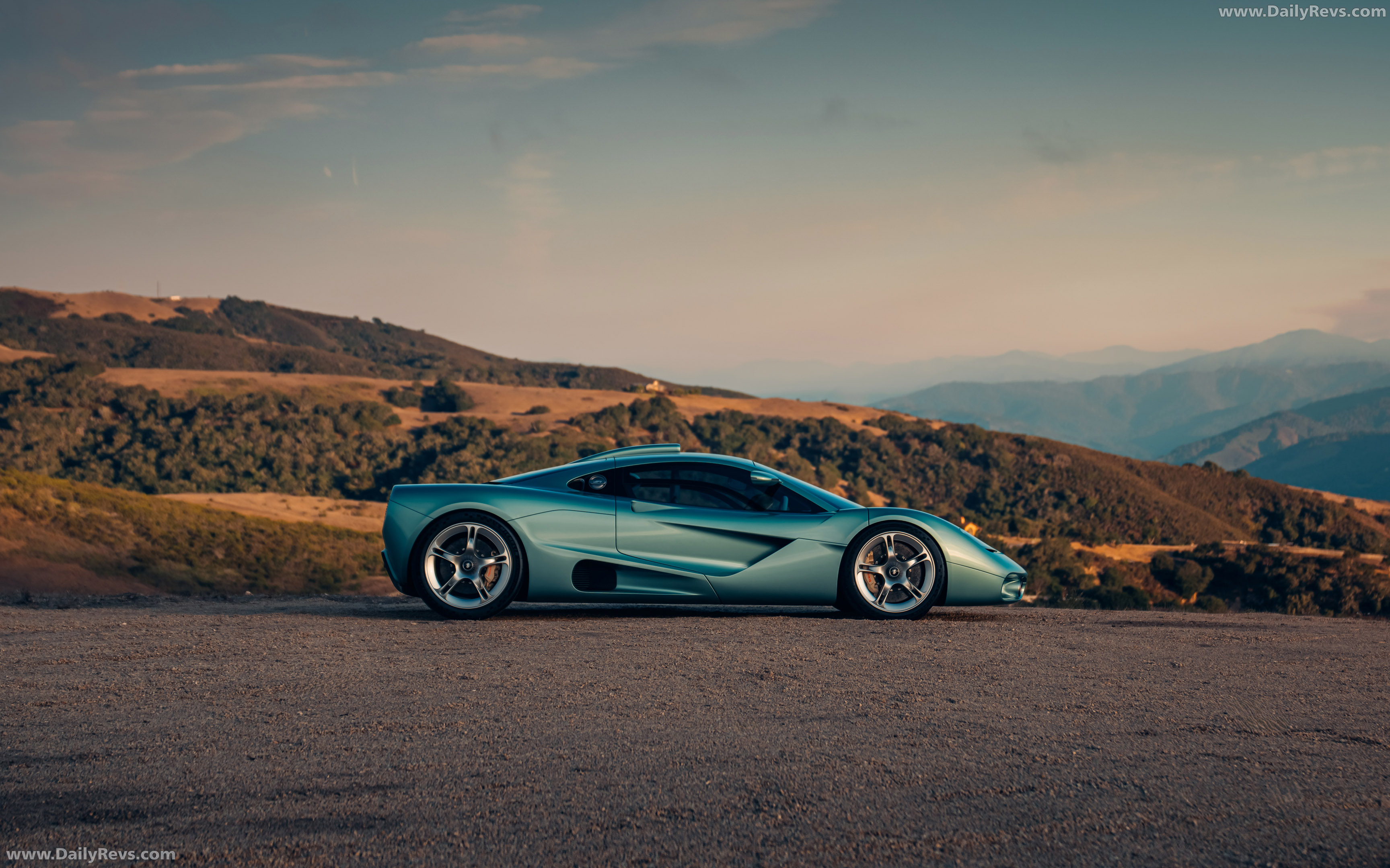 2028 Gordon Murray S1 Side View